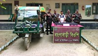 গোমস্তাপুর সীমান্তে নিষিদ্ধ ভারতীয় সিরাপসহ আটক-১