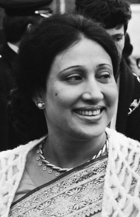 কেন অবিসংবাদিত বেগম খালেদা জিয়া?
