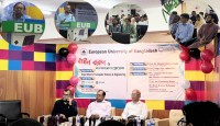 জমকালো আয়োজনে ইইউবিতে নবীণ বরণ ও এলামনাই...
