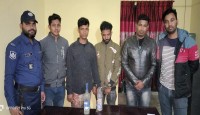 যশোরের শার্শায় বিদেশি মদসহ দুই মাদক কারব...