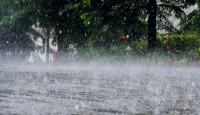 সারাদেশে আবহাওয়া অফিস থেকে দেওয়া বার্ত...